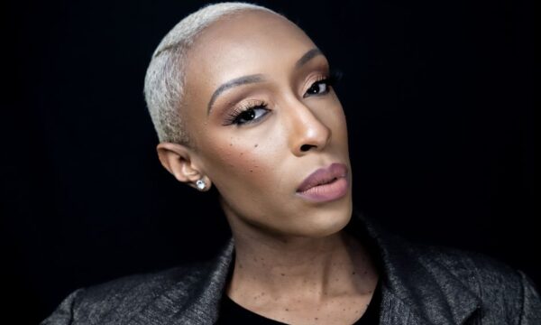 디오에스앤유니크(DOS&YOUNIQUE) 아이캡슐: 에스테틱의 미래를 선도하는 프리미엄 웰니스 표준