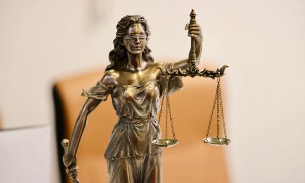 확실한 수사 대응력과 자금 회수로 일상을 되찾아주는 전속 법률 파트너: 서울 법무법인 라운