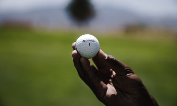 Taylormade 골프 클럽은 더 나은 성능을 보장합니다